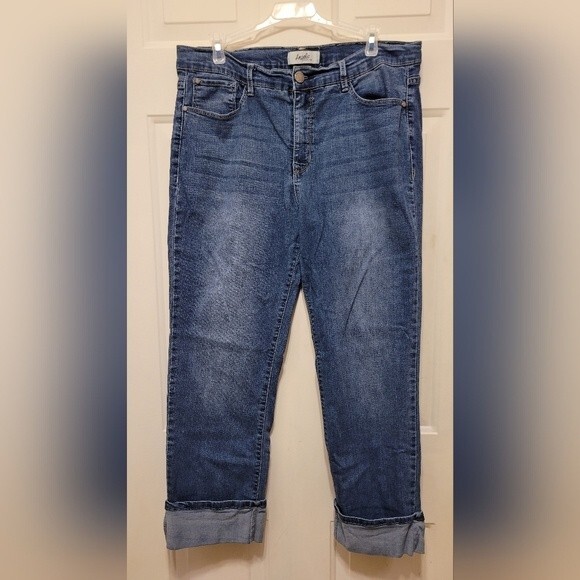Angels Curvy Size 14 Cropped Jeans - Picture 1 of 5